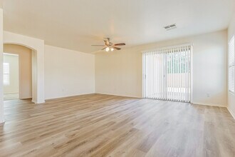 3113 W Hayden Peak Dr in San Tan Valley, AZ - Building Photo - Building Photo