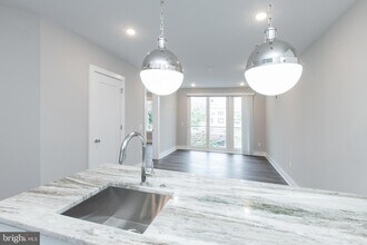 45 W Haines St, Unit 303 in Philadelphia, PA - Building Photo - Building Photo