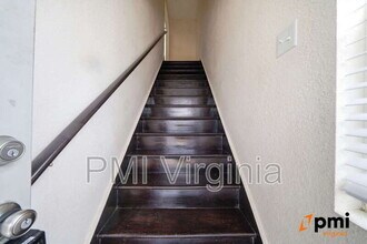 324 W 36th St in Norfolk, VA - Building Photo - Building Photo