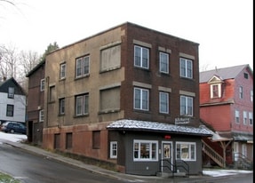 151 Broadway, Unit #2 Unfurnished in Saranac Lake, NY - Building Photo