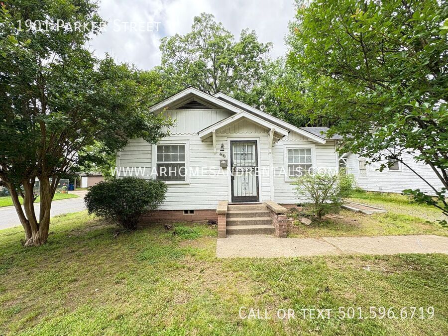 1901 Parker St in North Little Rock, AR - Building Photo