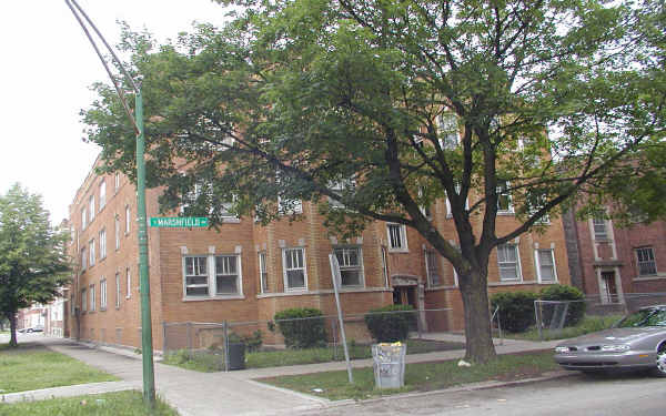 7801 S Marshfield Ave in Chicago, IL - Foto de edificio