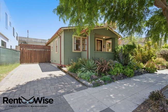 property at 1223 Masonic Ave