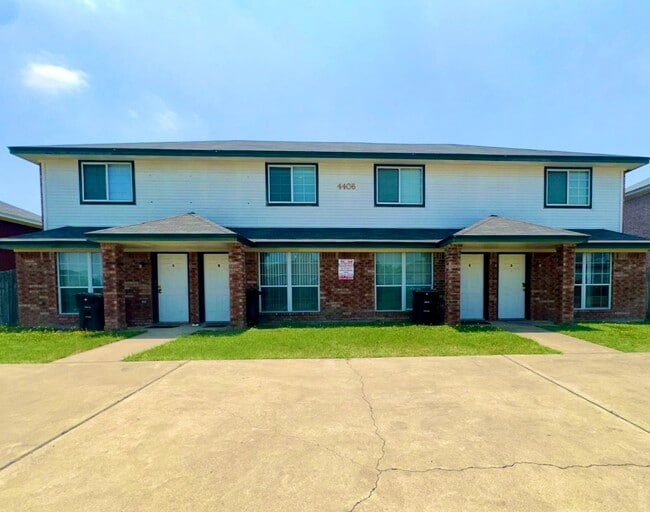 property at 4406 Mattie Dr