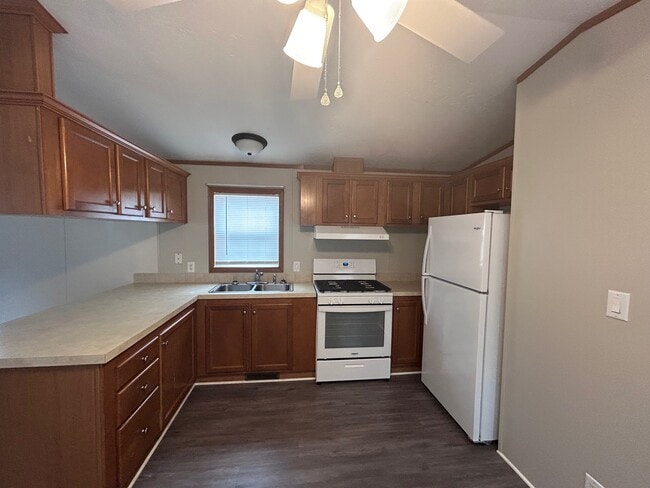 17 Deer Run Pky in Elkton, MD - Building Photo - Building Photo