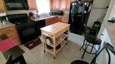 1149 Carlos Rey Cir SW in Albuquerque, NM - Building Photo - Building Photo