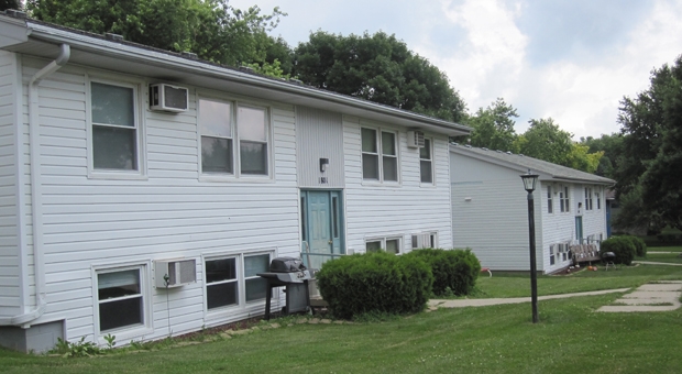 Sherwood Court Apartments in Harlan, IA - Building Photo