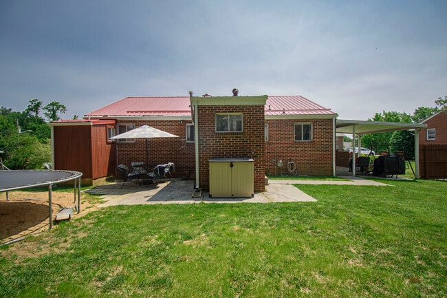 206 Broce Dr in Blacksburg, VA - Foto de edificio - Building Photo