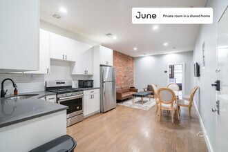 Private bedroom in 4 bed/2 bath Home in New York, NY - Building Photo - Building Photo