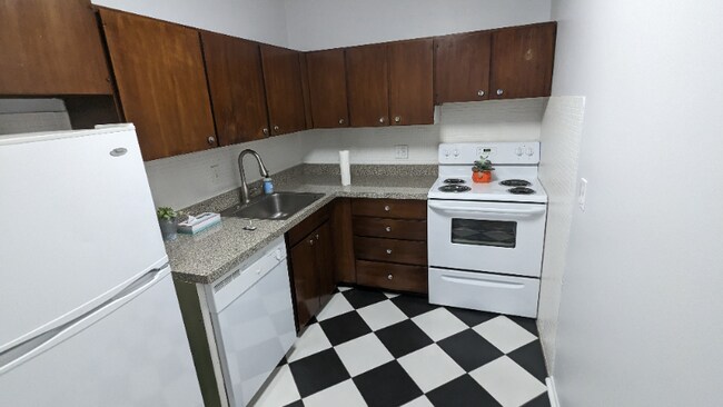 5939 Nagel Ave-Unit -104 in St. Louis, MO - Building Photo - Building Photo