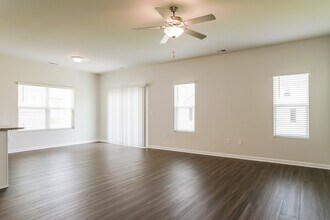 347 Augustine Dr in Myrtle Beach, SC - Building Photo - Building Photo