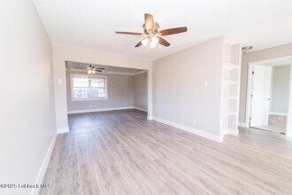 5434 44th St in Lubbock, TX - Building Photo - Building Photo
