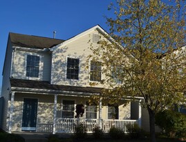 5392 Sturgis Dr in Canal Winchester, OH - Building Photo