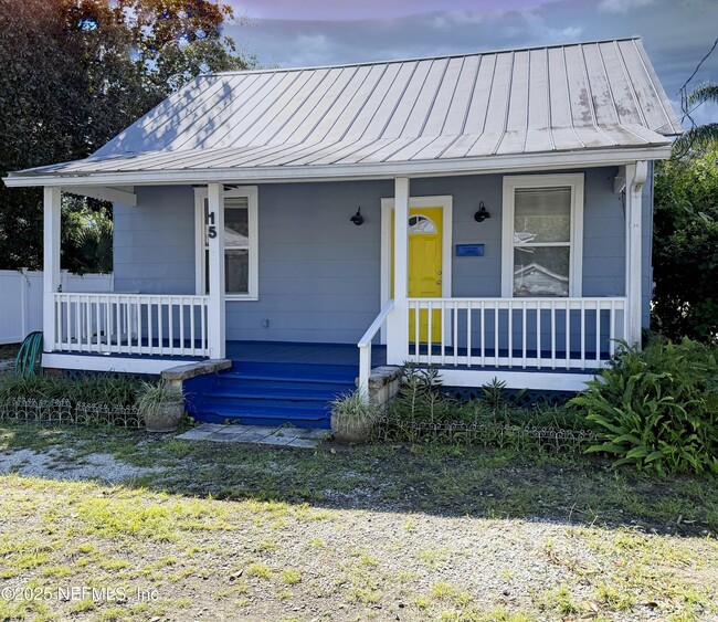 property at 15 Hope St