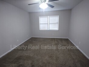 824 Ridgewood Way in Hinesville, GA - Building Photo - Building Photo
