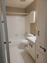 4556 Gordon Ct in Montgomery, AL - Foto de edificio - Building Photo