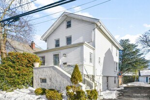 156 Madison St in Mamaroneck, NY - Building Photo