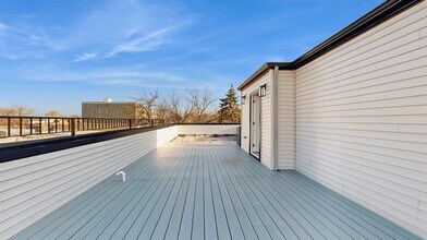 110 Pamrapo Ave in Jersey City, NJ - Building Photo - Building Photo