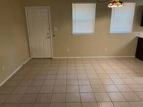 208 Bobbie Ann Ct in Granbury, TX - Building Photo - Building Photo