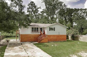 636 Castlewood St in Denham Springs, LA - Building Photo - Building Photo