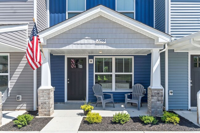 2299 Raleigh Ct in Clarksville, TN - Building Photo - Building Photo