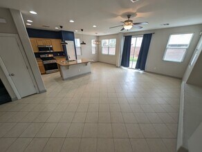 7550 Morisset Ave in Las Vegas, NV - Building Photo - Building Photo