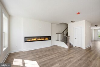 354 Evermore Ln in Stafford, VA - Building Photo - Building Photo