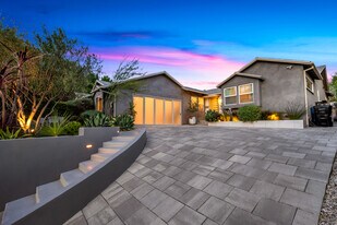 4716 Tyrone Ave in Sherman Oaks, CA - Building Photo