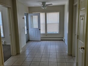 108 N Main St in Uxbridge, MA - Building Photo - Building Photo