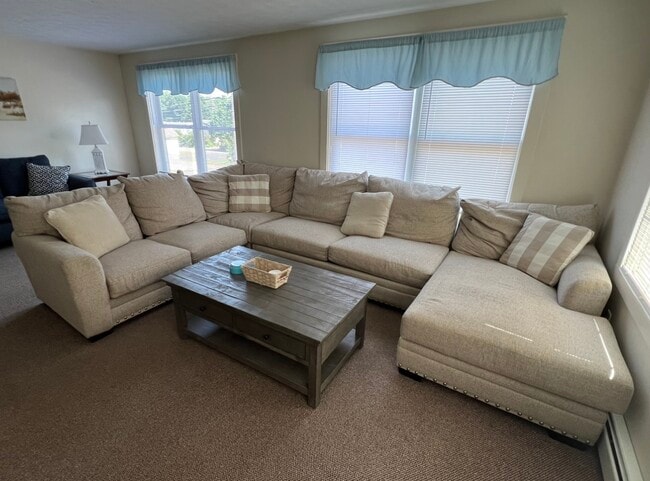 101 Union Ave, Unit B