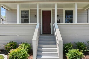 449 J St in Davis, CA - Building Photo