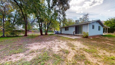 451 Loveridge Dr in Moab, UT - Building Photo - Building Photo