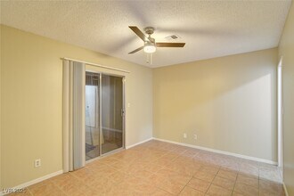 409 N Lamb Blvd in Las Vegas, NV - Building Photo - Building Photo