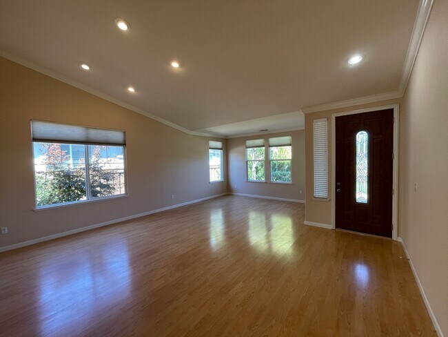 804 Antiquity Dr in Fairfield, CA - Building Photo - Building Photo