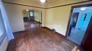 23330 OR-213 in Oregon City, OR - Building Photo - Building Photo