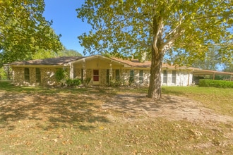 953 Co Rd 2774 in Mineola, TX - Building Photo - Building Photo