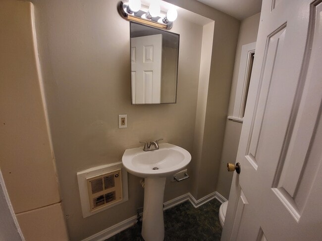 317 Peffer St, Unit 1