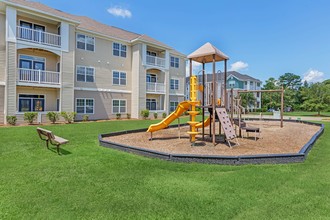 New Providence Park in Wilmington, NC - Building Photo - Building Photo