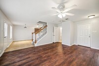 1619 Laurel Springs Ln in Houston, TX - Building Photo - Building Photo