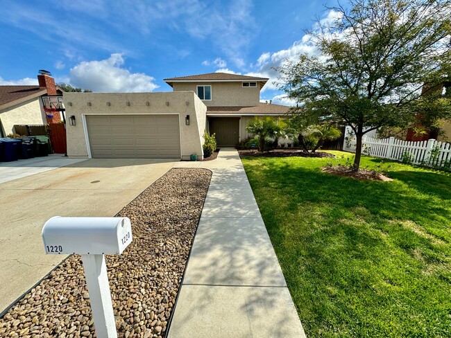 property at 1220 N Grape St