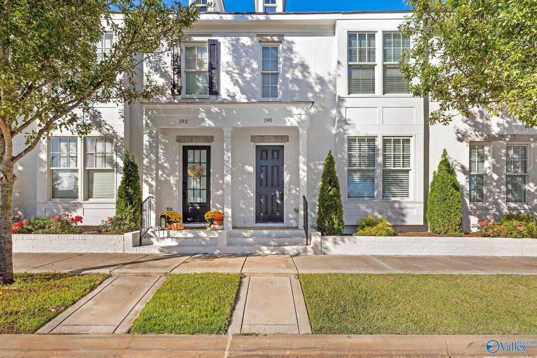 190 Kearny St in Madison, AL - Building Photo