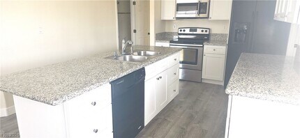 840 Elderberry St in Pahrump, NV - Building Photo - Building Photo