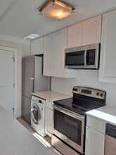 1451 Park Rd NW, Unit 215 in Washington, DC - Foto de edificio - Building Photo