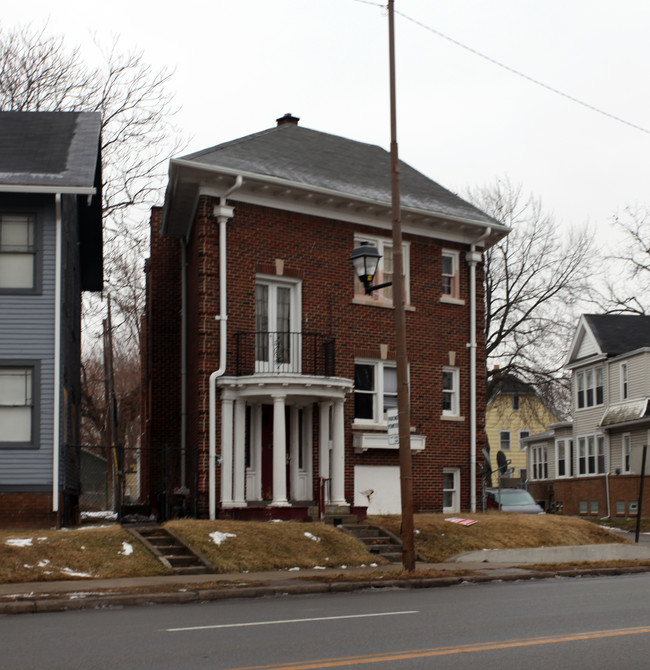 3328 Cherry St in Toledo, OH - Building Photo - Building Photo