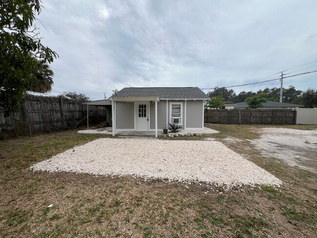 2745 9th St E in Bradenton, FL - Building Photo - Building Photo