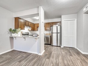 Diamond Ridge Apartments in Oklahoma City, OK - Building Photo - Building Photo