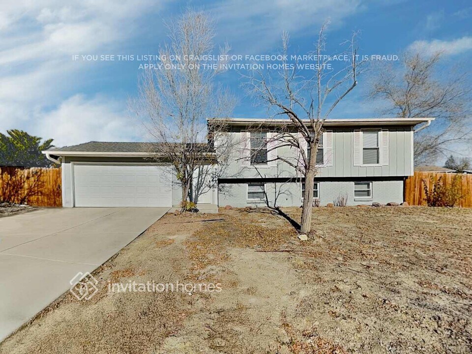 9764 Columbine Ct in Thornton, CO - Building Photo