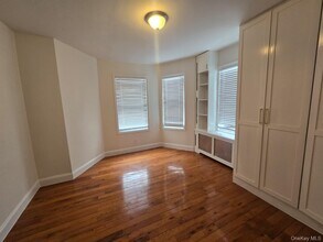 267 Denton Ave in Lynbrook, NY - Building Photo - Building Photo