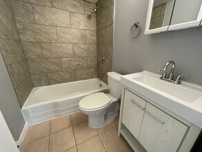 1827 N 43rd Ave, Unit 10 in Stone Park, IL - Building Photo - Building Photo