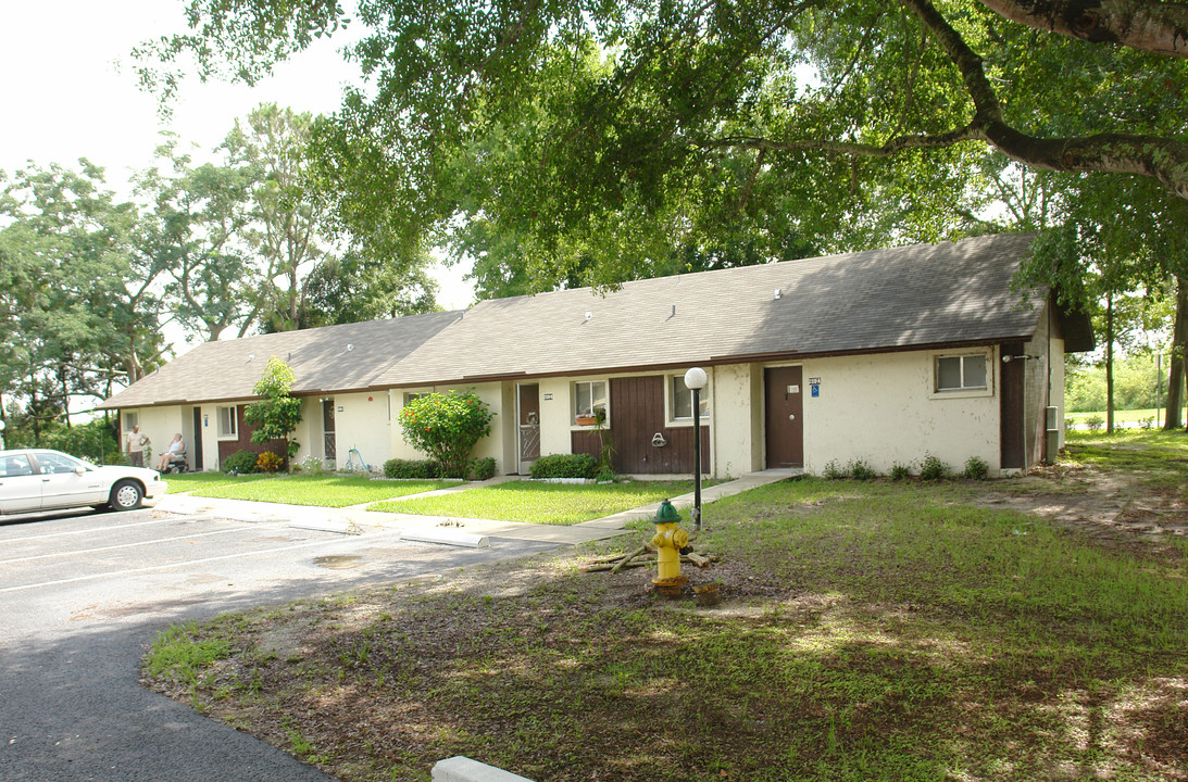 Lakeview Villas in Clermont, FL - Building Photo